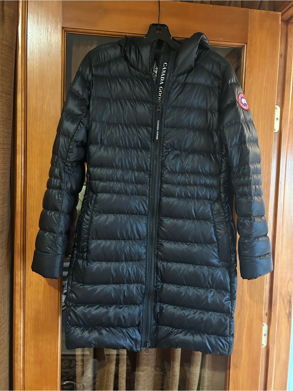 Women's Canada, goose Cyprus hooded, lightweight, quilted design, jacket medium